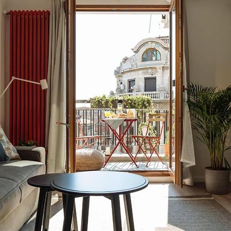 Апартаменты Sunny 2Br Flat - Old Town View Бухарест Экстерьер фото